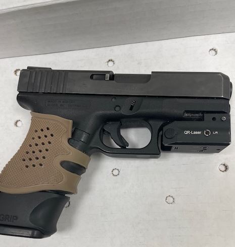 Three Arrested After Loaded Guns and Drugs Found in Vehicle Stop